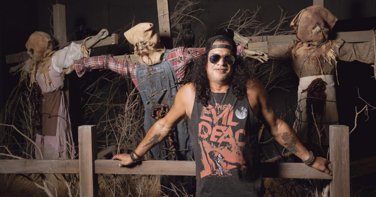 Slash, Guns N’ Roses legend, talks about his favorite theme park rides