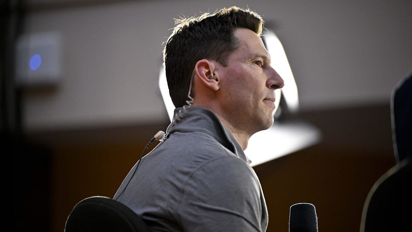 Red Sox’s $90 Million Man Putting Pressure On Front Office With Recent Surge