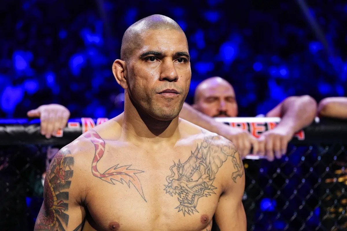 Hero to zero? Fickle fans turn on Alex Pereira ahead of UFC 320