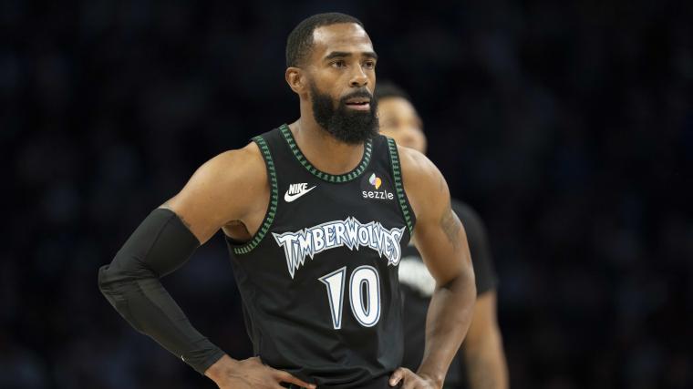 Chris Finch celebrates Mike Conley’s return to the Timberwolves rotation