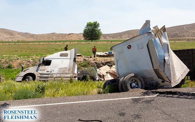 How a Charlotte Tractor Trailer Lawyer Can Assist After a Major Commercial Truck Accident