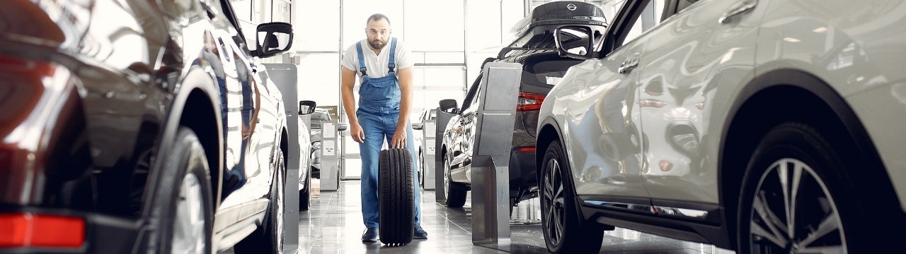 Automobile Company Guide: Top Brands, Trends & Insights
