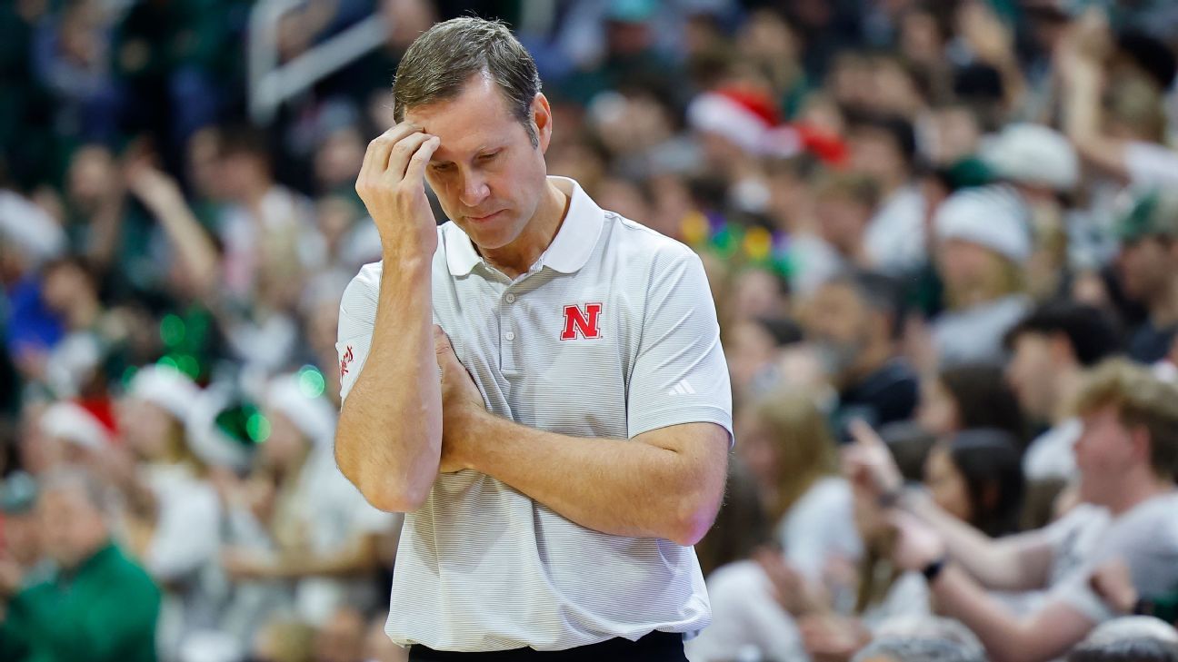 Nebraska’s Hoiberg takes blame for having four players on floor
