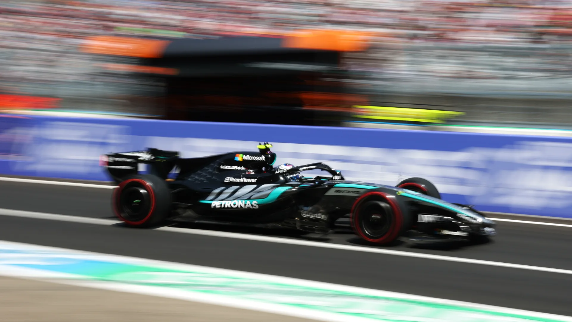 Kimi Antonelli beats Mercedes team mate George Russell in final practice