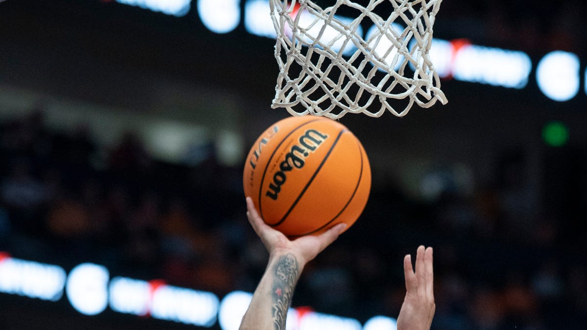 Ja’Kobi Gillespie hometown, Tennessee basketball guard history in March Madness