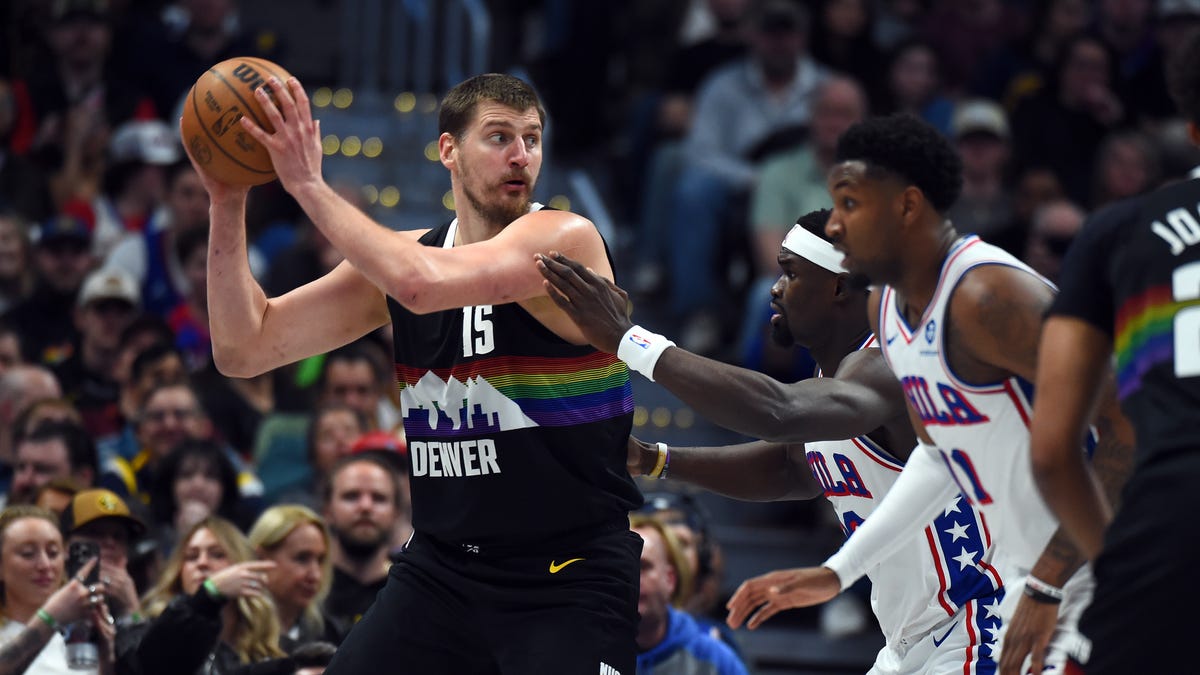 Nuggets at Grizzlies odds, picks and predictions