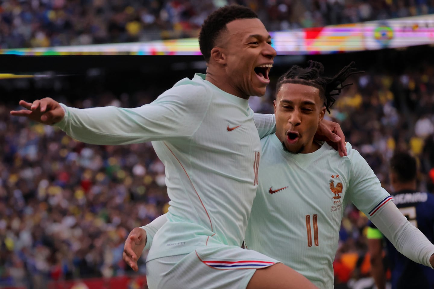 France sees game-day traffic jams, setting for coming World Cup