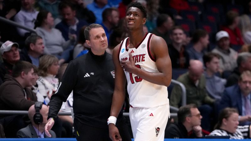 LSU basketball gets back with its ex. It’s as messy as it sounds