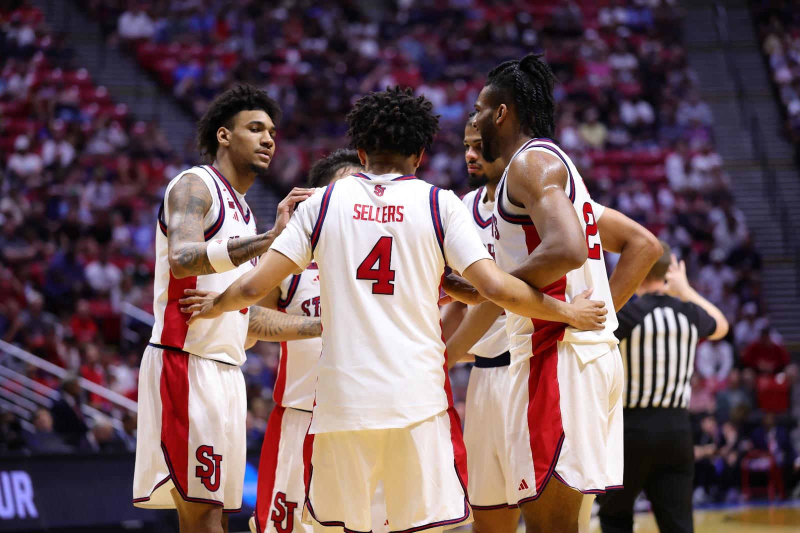 Fifth-Seeded St. John’s Coasts Past 12th-Seeded Northern Iowa to Open NCAA Tournament, 79-53