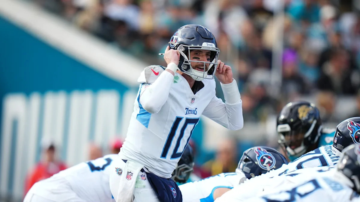 Giants to sign QB Brandon Allen