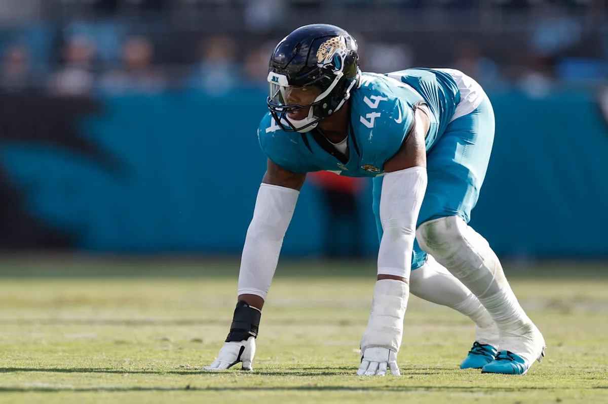 Jaguars sign DE Travon Walker, former No. 1 overall pick, to 4-year, $110 million extension