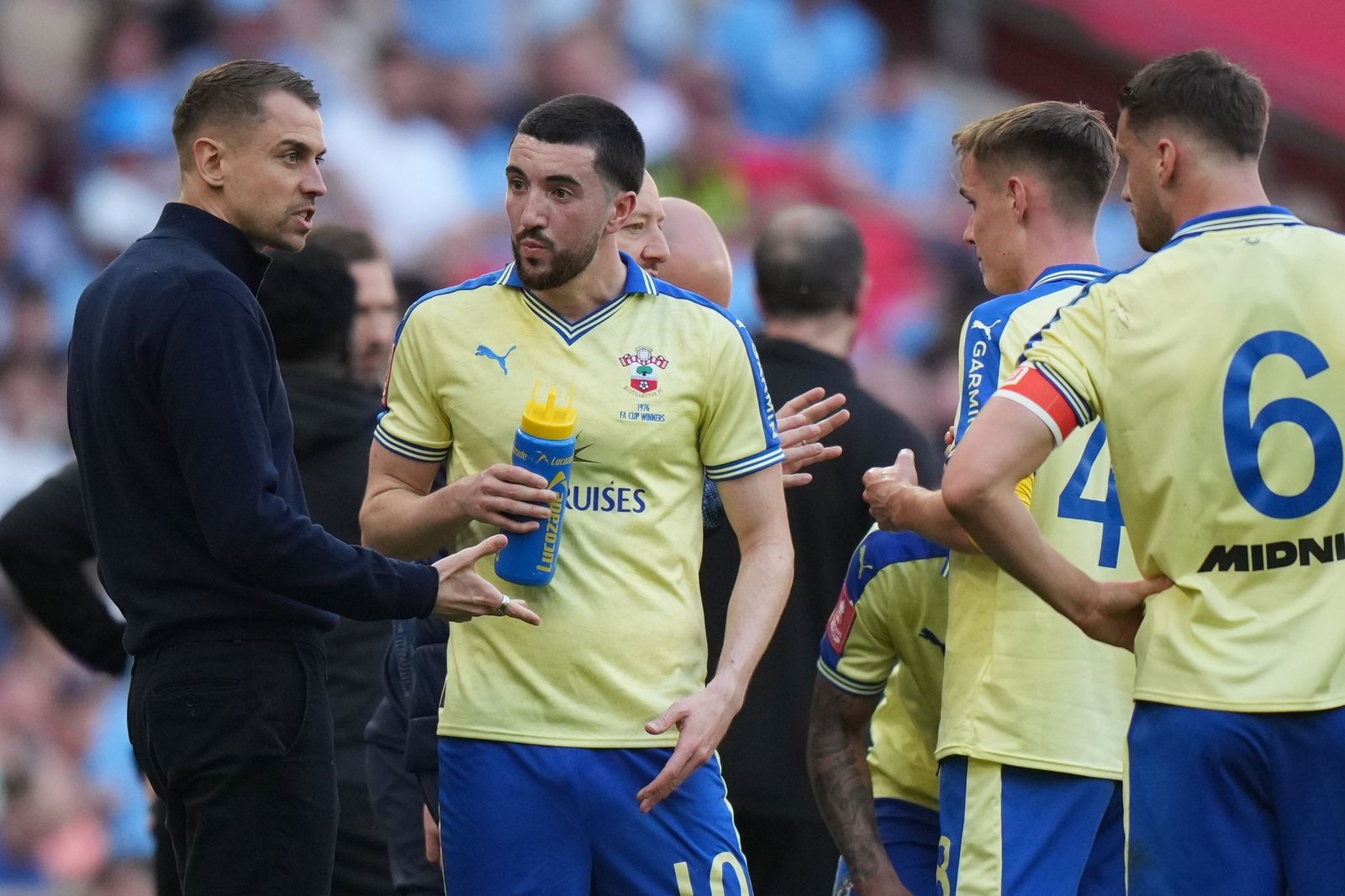Southampton expulsado de la final del playoff de ascenso inglés por espiar rivales