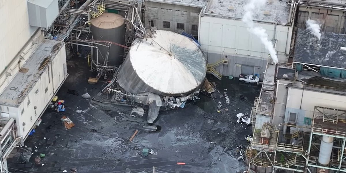 Death toll rises to 8 in chemical vat implosion at Washington paper mill; recovery work continues