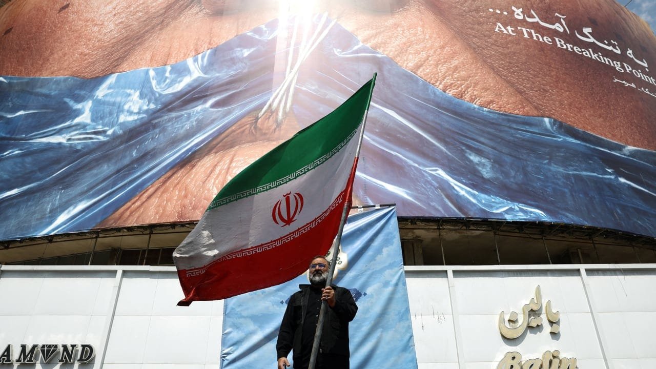 Iran will not back down from red lines in talks, Iranian security official says