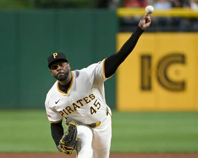 Aroldis Chapman sure would look good in the Pirates’ bullpen