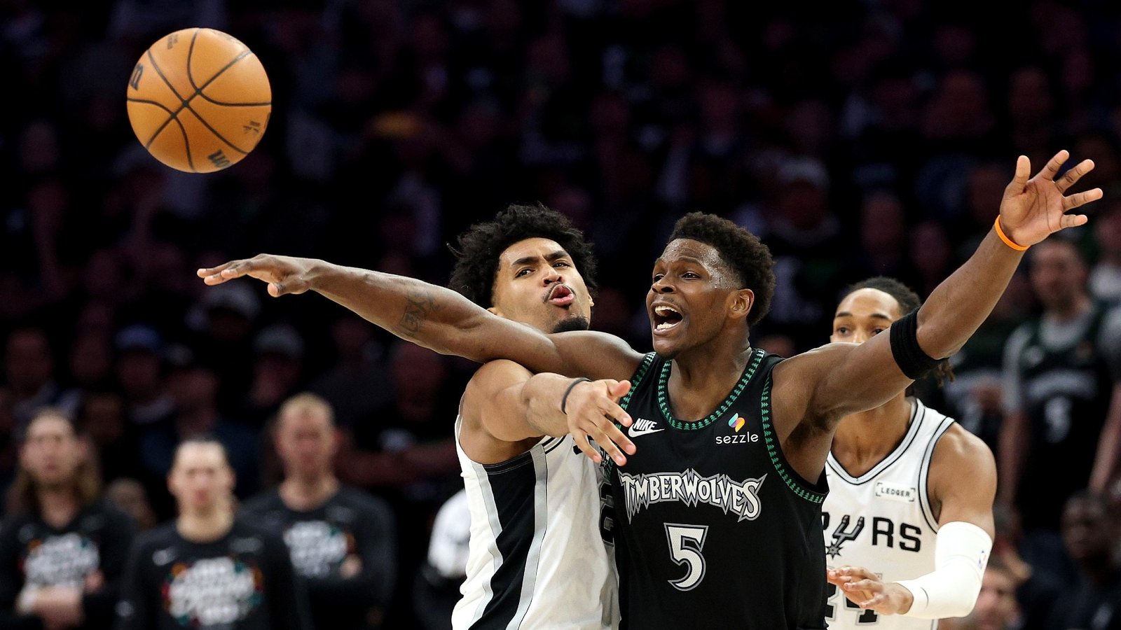 3 things to watch in Spurs-Timberwolves Game 4