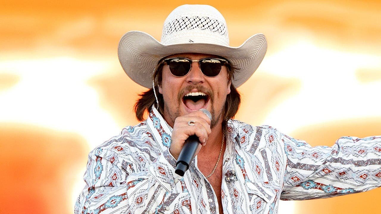Popular country music star Gavin Adcock releases adrenaline-fueled new song ‘Cheap Thrills’