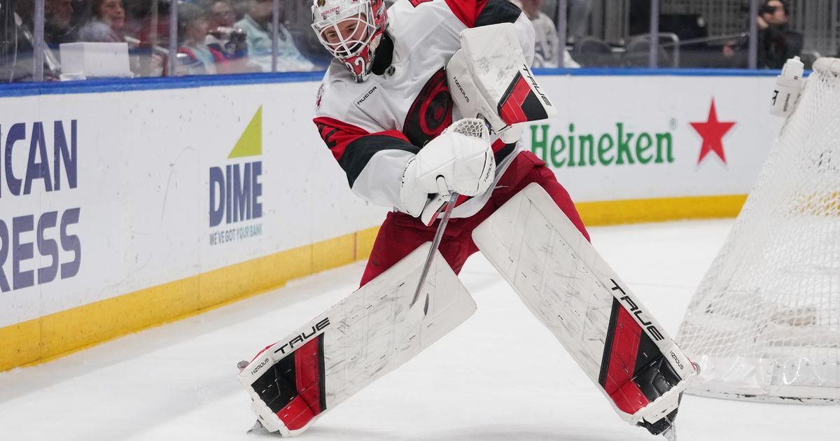 Staal scores again as Hurricanes, Vegas tied in Game 5 of Stanley Cup Final :: WRAL.com