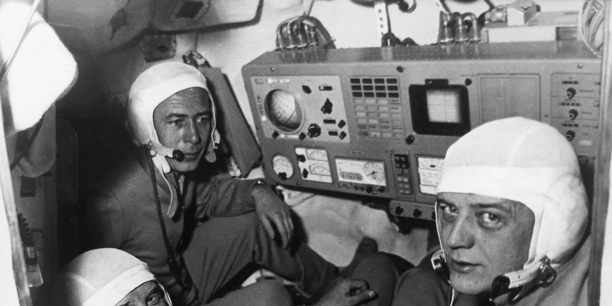 A Spacecraft Landed Perfectly on Earth—but the Entire Crew Was Dead.