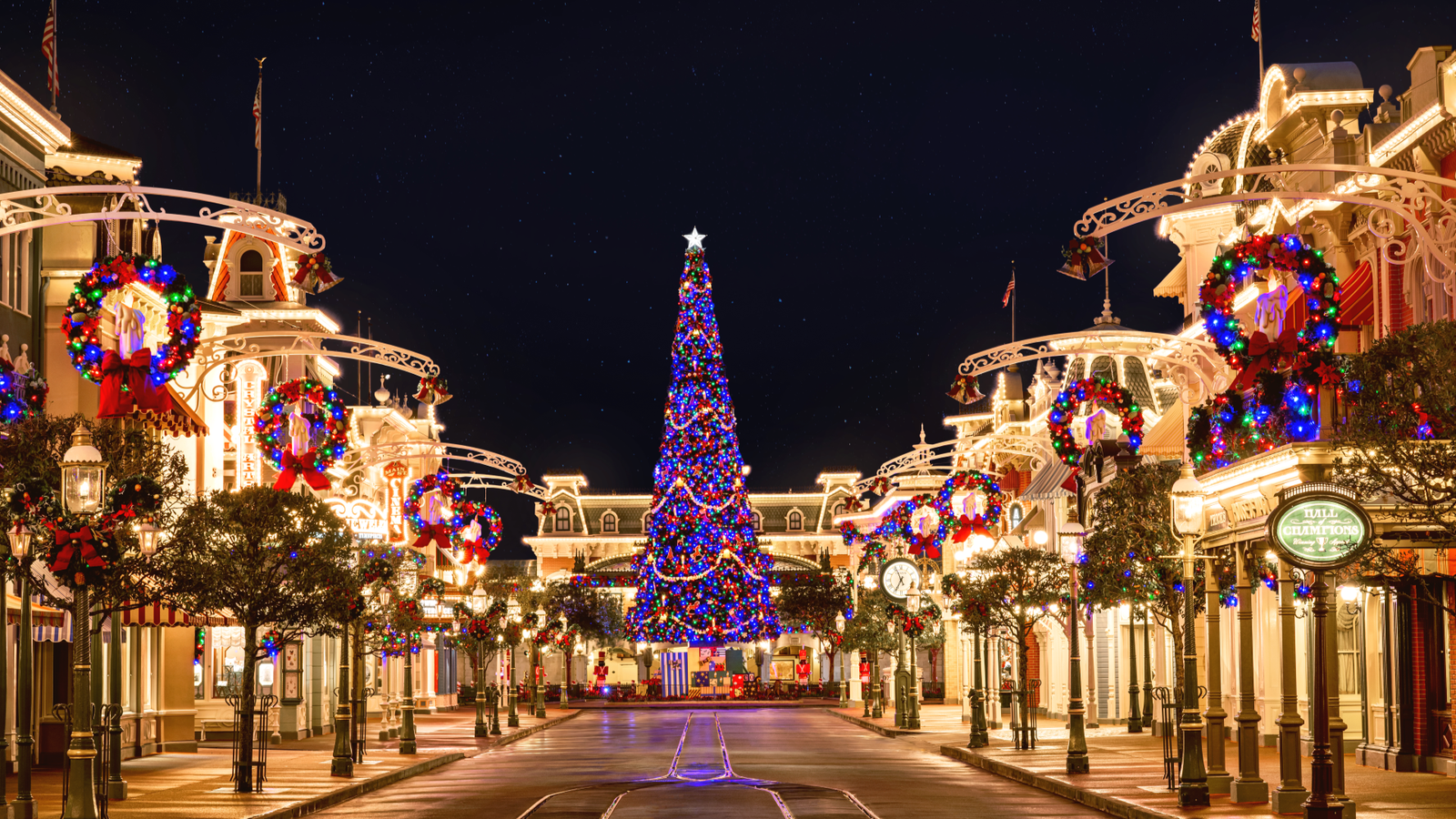 Holidays at Disney World 2026: Christmas Lights, Festive Deals, Jolly Fun, and More