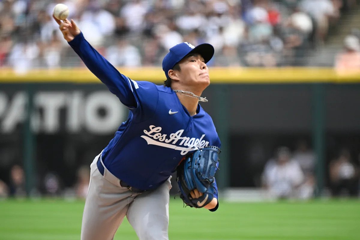 Dodgers star Yoshinobu Yamamoto loses perfect game on Mookie Betts’ error in 8th inning, then loses no-hitter in 9th