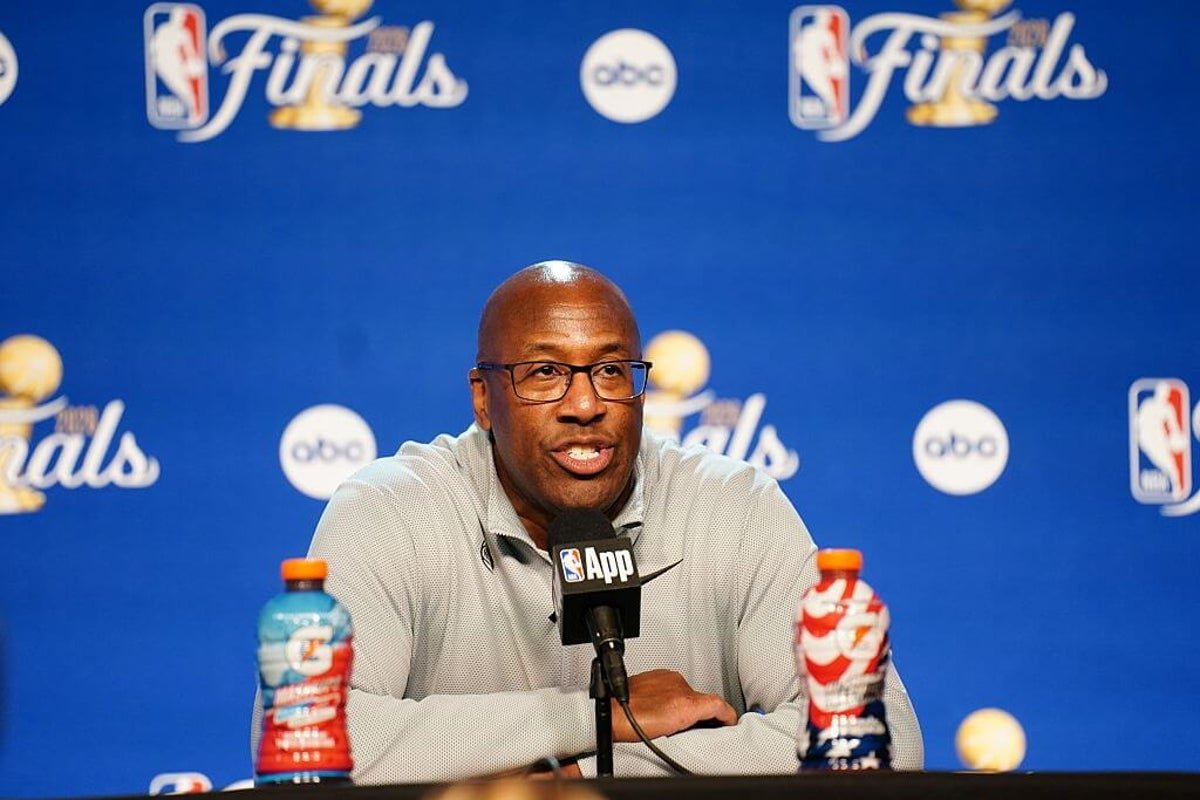 Mike Brown thanks assistant Rick Brunson for Game 1 help: ‘He told me to shut the hell up’