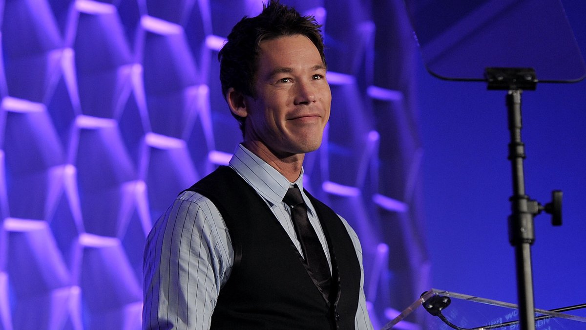 HGTV’s David Bromstad Opens Up About Future After ‘My Lottery Dream Home’ Special – Just Jared – Celebrity News and Gossip