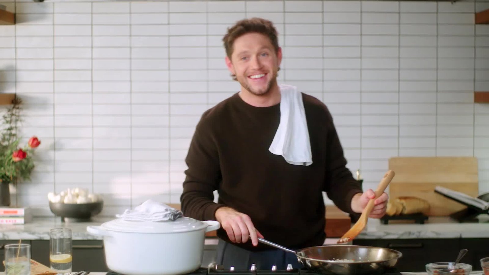 Watch Niall Horan Talks His New Album—and His Dinner Party Secrets—While Cooking His Favorite Pasta | Now Serving