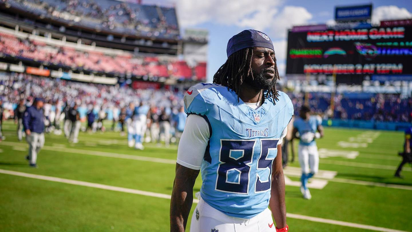 One Offseason Addition Who Changes Jayden Daniels’ Tight End Equation