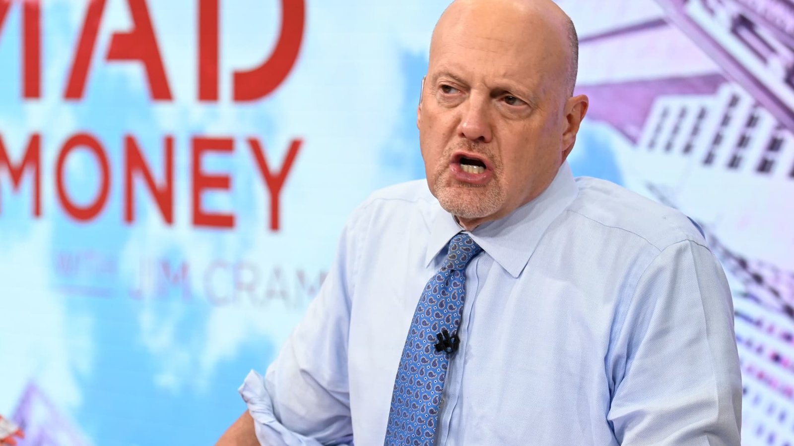 Jim Cramer says investors are making a mistake with the trillion-dollar tech giants