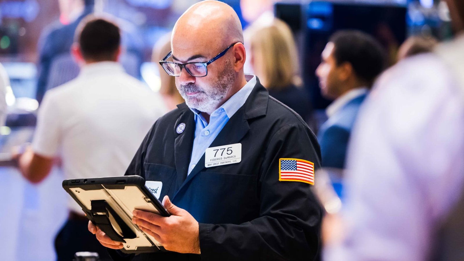 Stock market today: Live updates
