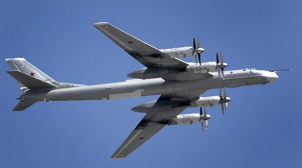 Ukraine Knocks Out Tu-95 Bomber Used to Rain Missiles on Ukrainian Cities