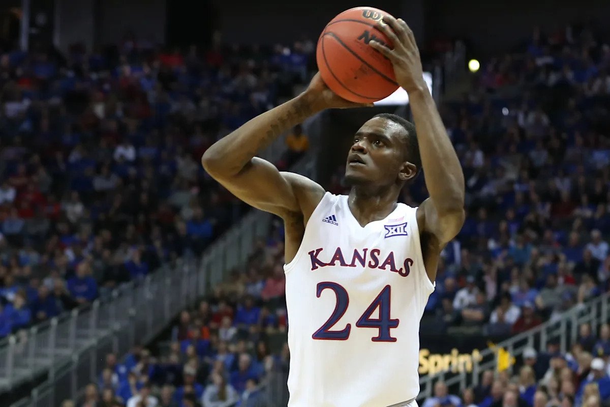Former Kansas basketball player Lagerald Vick charged with attempted murder in Memphis
