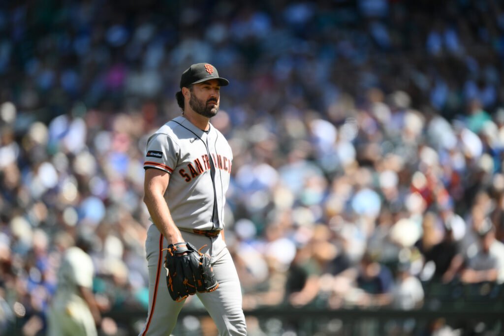 Giants Open To Covering Robbie Ray’s Salary