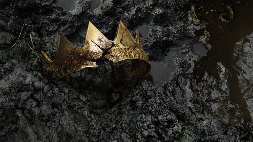 The Mad King’ Cancels Previews, Will Still Open on Time