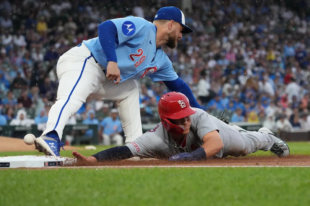 Cubs become first team since 1894 to win and lose back-to-back games by at least 15 runs