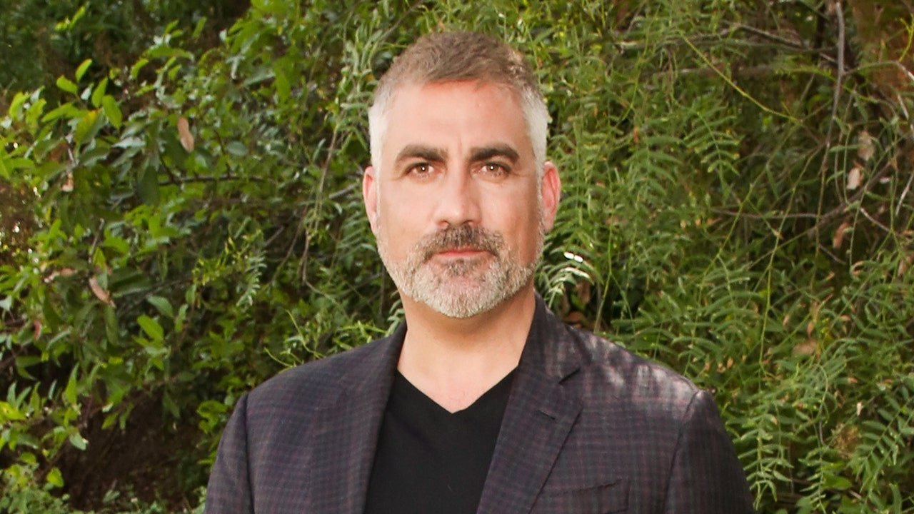 Taylor Hicks reflects on ‘American Idol’ fame: ‘Enjoy the wave as much as you can’