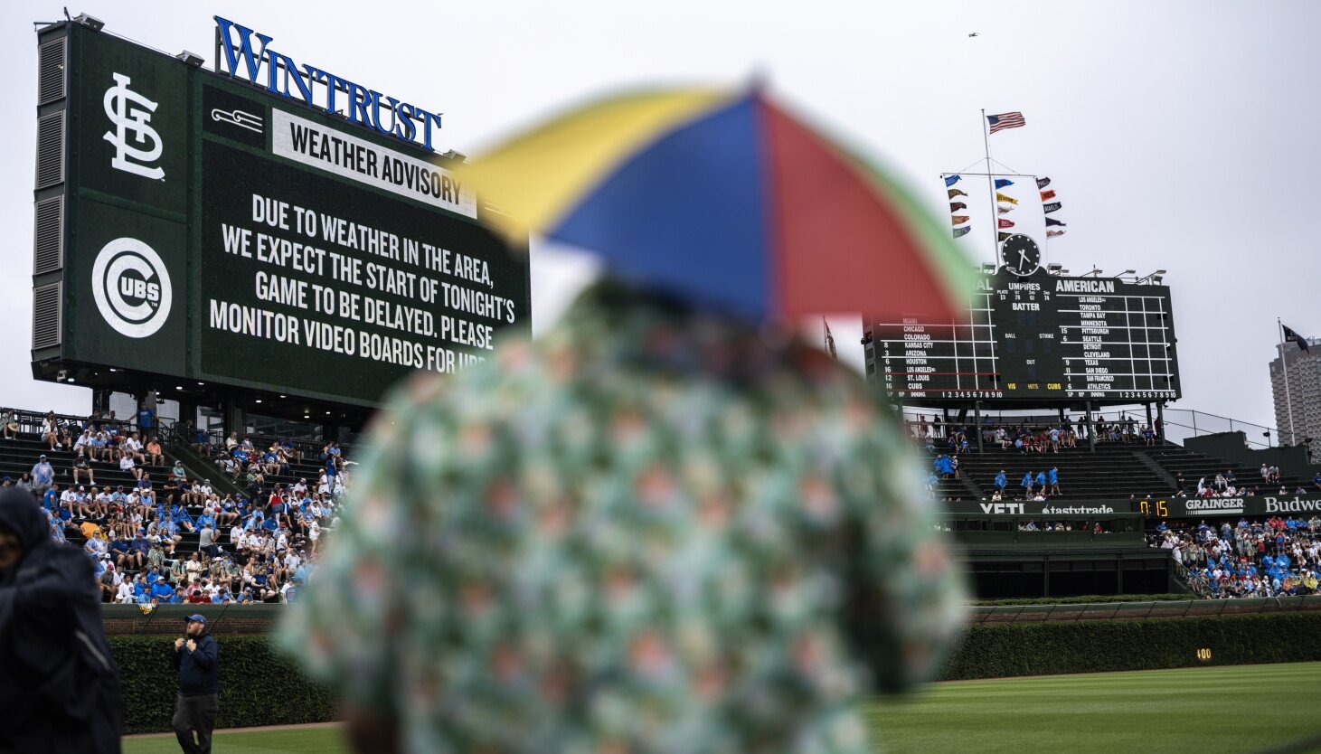 Start of Cardinals-Cubs game at Wrigley Field delayed by thunderstorm