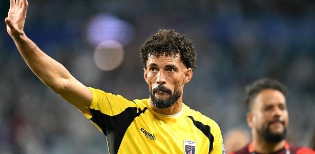 ‘Jogar no Brasil seria bom’