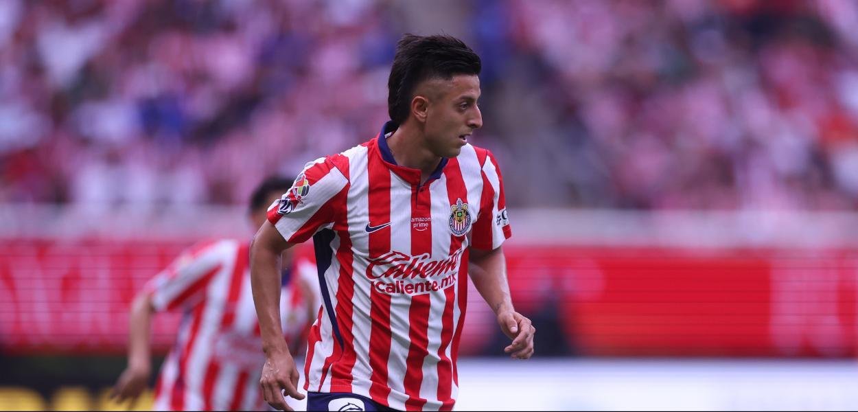 Roberto Alvarado, listo para marcar diferencia en Chivas dentro de la Leagues Cup