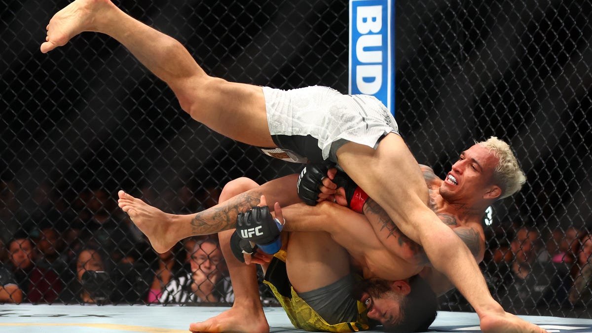 What ‘saved’ Arman Tsarukyan in Charles Oliveira fight?