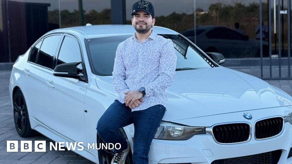 Quién era César Gastelum, el influencer mexicano de 25 años al que mataron a tiros mientras hacía un streaming