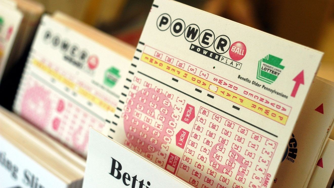 College Park ticket wins $1 million in Powerball drawing; jackpot climbs to $748M